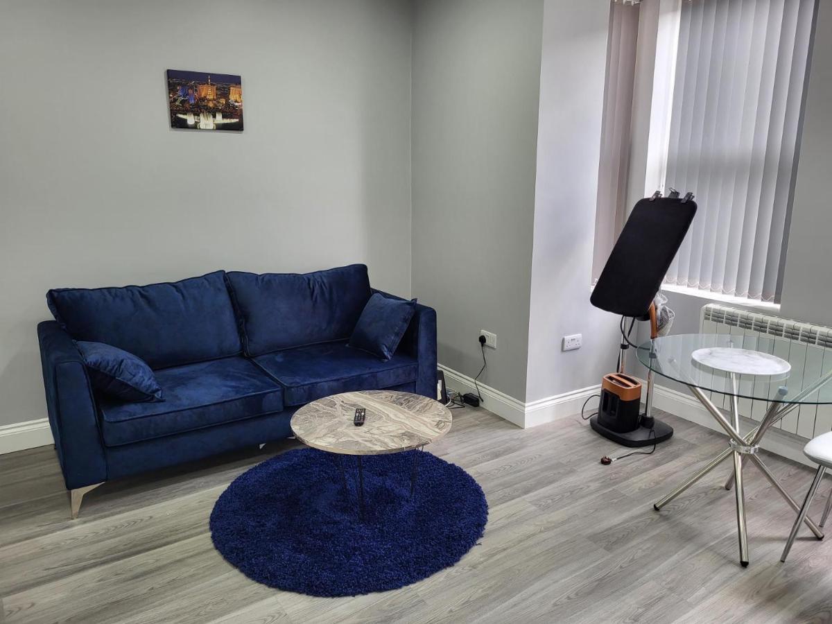 1 Bed Flat, Airport Pick, Drop Available Fibre Broadband, New, Washer Dryer, 10 Mins From City Centre Dartford Exteriör bild
